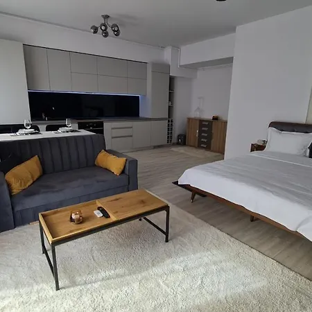 Swiss Apartment 8 Braşov Exterior photo